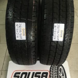 2 pneus novos 205-70-15C - Michelin