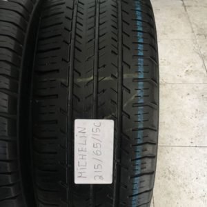2 pneus Michelin 215-65-15c