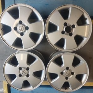 4 jantes especiais 15 furacão Opel