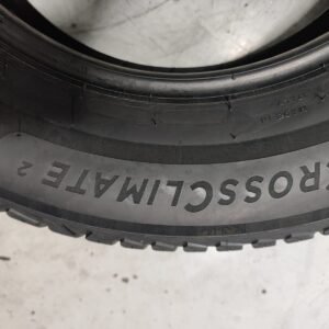 Pneus Michelin Cross Climate 2 215/65R16