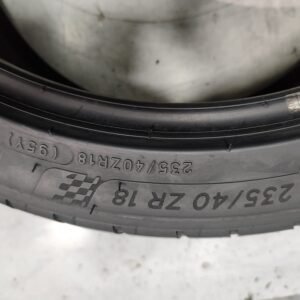 Pneus Michelin Pilot Sport 4 235/40ZR18