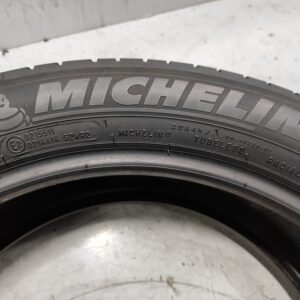 Pneus Usados Michelin 215/55R18