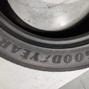 Pneus Usados Good Year Eagle F1 235/55R19
