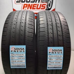 2 pneus semi novos Goodyear 225/55R19 Oferta dos Portes