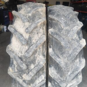 2 pneus Semi novos 14.9-28 - Baratos - Oferta da Entrega